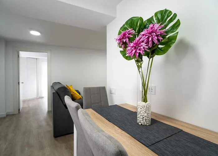 Piso Nuevo En El Centro De Apartamento Santander